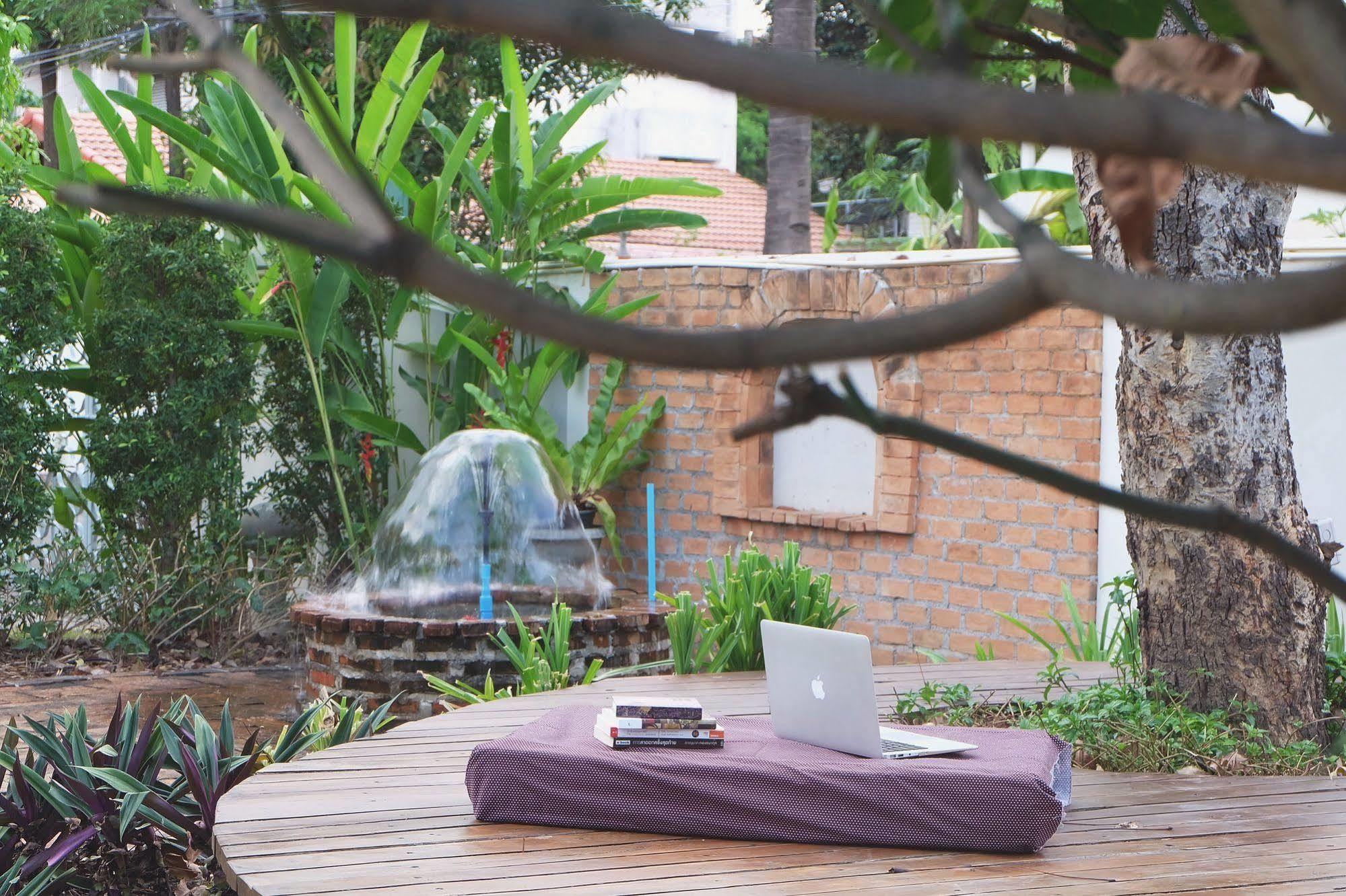 Udee Cozy Bed & Breakfast Chiang Mai Exterior photo