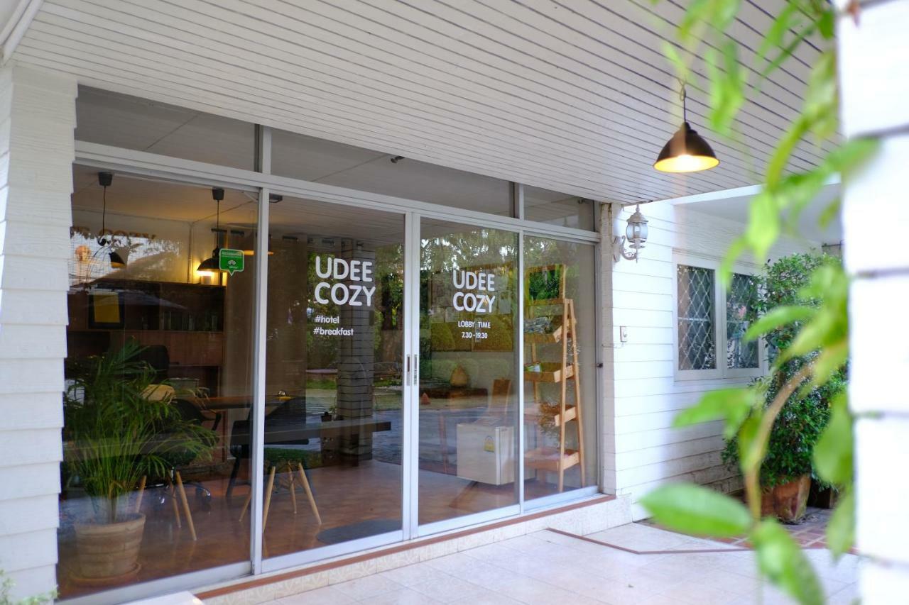 Udee Cozy Bed & Breakfast Chiang Mai Exterior photo