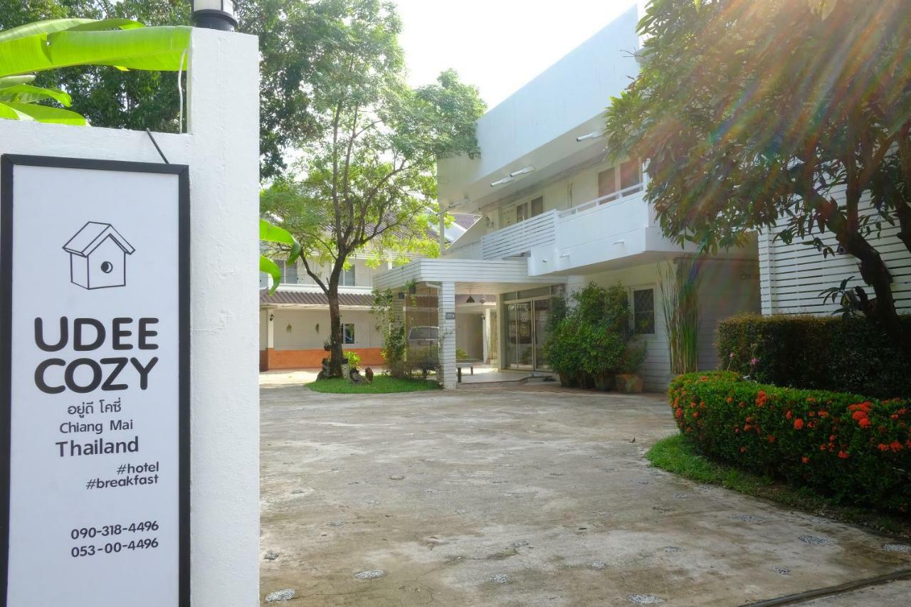 Udee Cozy Bed & Breakfast Chiang Mai Exterior photo